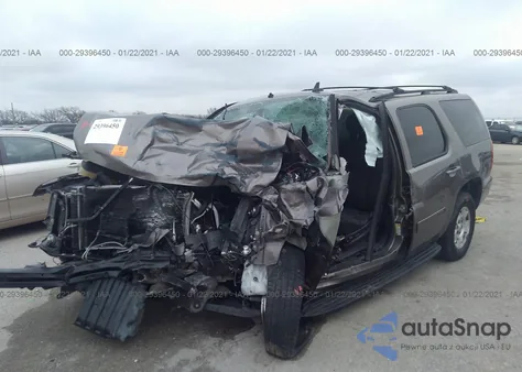 2014 Chevrolet Tahoe Ls z USA, uszkodzony, nr VIN 1GNSCAE01ER102884